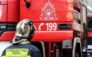 Φωτιά σε φούρνο στον Βύρωνα Αττικής – Δεν κινδύνευσαν οι εργαζόμενοι