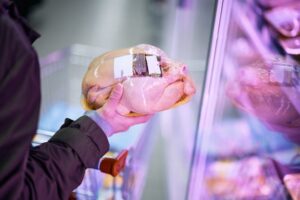 Κοτόπουλο: Σε πόσες ημέρες χαλάει είτε νωπό είτε μαγειρεμένο σε ψυγείο και κατάψυξη