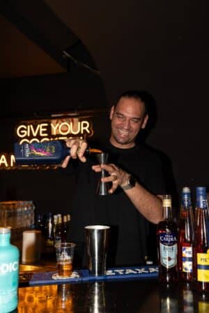 Το METAXA πρωταγωνίστησε στο Salonica Bar Show 2025 με unexpected cocktails