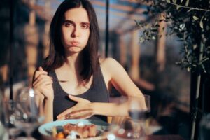 Εντοπίστηκε το παράσιτο που προκάλεσε εντερική λοίμωξη σε θαμώνες εστιατορίου