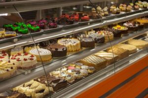 Καταγγελία για αρτοζαχαροπλαστείο στην Καλαμαριά Θεσσαλονίκης – “‘Εφοδος” των επιθεωρητών και πρόστιμο