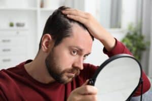 Τα κοινά και καθημερινά τρόφιμα που επιδεινώνουν την τριχόπτωση