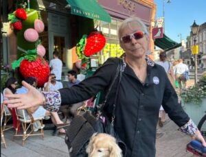 Δεν άφησαν την τενίστρια Martina Navratilova να μπει σε καφέ κι εκείνη τους έκανε βούκινο στα social