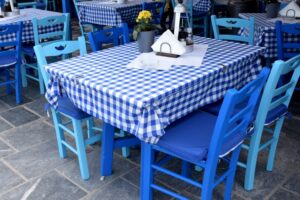 Η Ελλάδα στις πρώτες θέσεις ταξιδιωτικών προορισμών με κρούσματα τροφικών λοιμώξεων σύμφωνα με την UKHSA