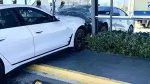 Νέα “εισβολή” αυτοκινήτου σε σουπερμάρκετ στο Ρίο