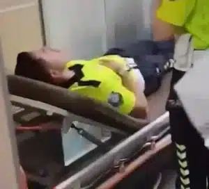 Στο νοσοκομείο δεκάδες αστυνομικοί με τροφική δηλητηρίαση – Τους έδωσαν ωμό κρέας