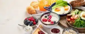 Τι μπορείς να πάθεις, εάν παραλείπεις το πρωινό και τρως αργά το βράδυ – Ευρήματα νέας μελέτης