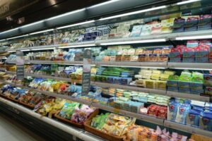 Λιστέρια σε τυρί ιδιωτικής ετικέτας μεγάλης αλυσίδας σούπερ μάρκετ