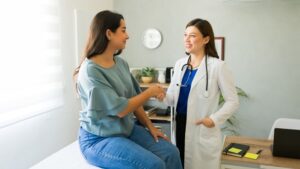 Ελκώδης κολίτιδα: Τι αλλάζει από τη στιγμή της διάγνωσης