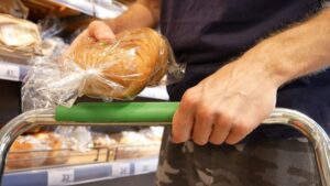 Αποσύρεται ψωμί από τα ράφια μεγάλης αλυσίδας λόγω χημικής επιμόλυνσης
