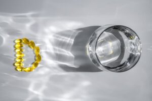 Πτώσεις και κατάγματα από υψηλές δόσεις βιταμίνης D σε συμπληρώματα – Επιστημονική αξιολόγηση