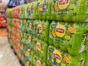 Ανακαλούνται 70.000 μπουκάλια Lipton Tea της PepsiCo – Αποκαλύφθηκε σοβαρή αστοχία
