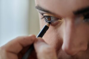 Καρκινογόνο αρσενικό σε μολύβι ματιών πολύ δημοφιλούς μάρκας