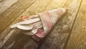 Μπαράζ προστίμων σε γειτονικά εστιατόρια της ίδιας οδού, την ίδια ημέρα στο κέντρο της Αθήνας