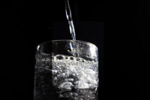Είναι ασφαλές το φθοριωμένο νερό κατά τη διάρκεια της εγκυμοσύνης;