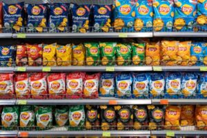 Πατατάκια Frito-Lay: Οι μειωμένες πωλήσεις «βουλιάζουν» την PepsiCo που απαντά με μαζικές απολύσεις και κλείσιμο εργαστασίων