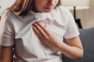 Η πρωινή συνήθεια που συνδέεται με το 90% των καρδιακών προσβολών