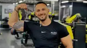 Πέθανε στον ύπνο του 30χρονος γυμναστής και influencer μετά από ακραίο διατροφικό challenge (φωτό και βίντεο)