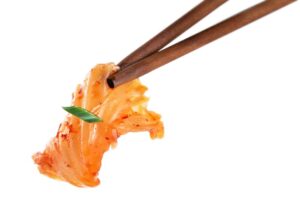 Kimchi: Γιατί θεωρείται ο «ρυθμιστής ακριβείας» του ανοσοποιητικού – Η νέα επιστημονική απόδειξη