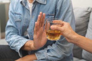 Ακόμα και ένα ποτήρι αλκοόλ την ημέρα αυξάνει τον κίνδυνο καρκίνου του στόματος