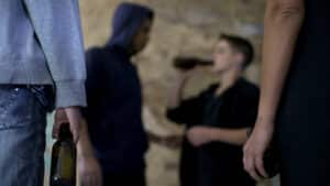 Ηράκλειο: Στο νοσοκομείο ανήλικος μετά από κατανάλωση αλκοόλ – Συνελήφθη η υπεύθυνη του καταστήματος
