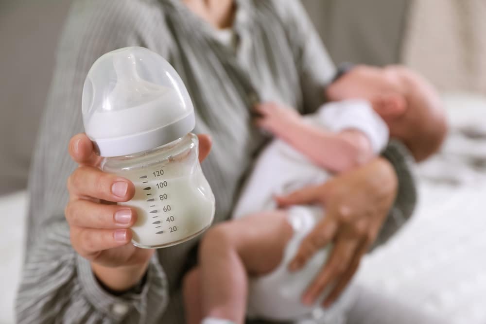 Αλλαντίαση σε βρεφικό γάλα - Ο FDA εντόπισε το μολυσμένο συστατικό αλλά η πλήρης αιτία παραμένει αναπάντητη