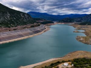 Λίμνη Μόρνου: Στάθμη 26% κάτω από τον μέσο όρο, παρά τις βροχές