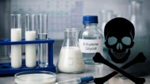 Φονικό γάλα: 14 νεκροί από κατανάλωση γάλακτος μολυσμένου με αντιψυκτικό – Συνελήφθη ο προμηθευτής