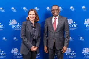 ECDC και Africa CDC δοκιμάζουν κινητή εφαρμογή για έγκαιρη ανίχνευση απειλών δημόσιας υγείας - Cibum.gr