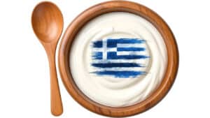 Στραγγιστό ή κλασικό γιαούρτι - Ποια επιλογή ταιριάζει καλύτερα στις ανάγκες του οργανισμού