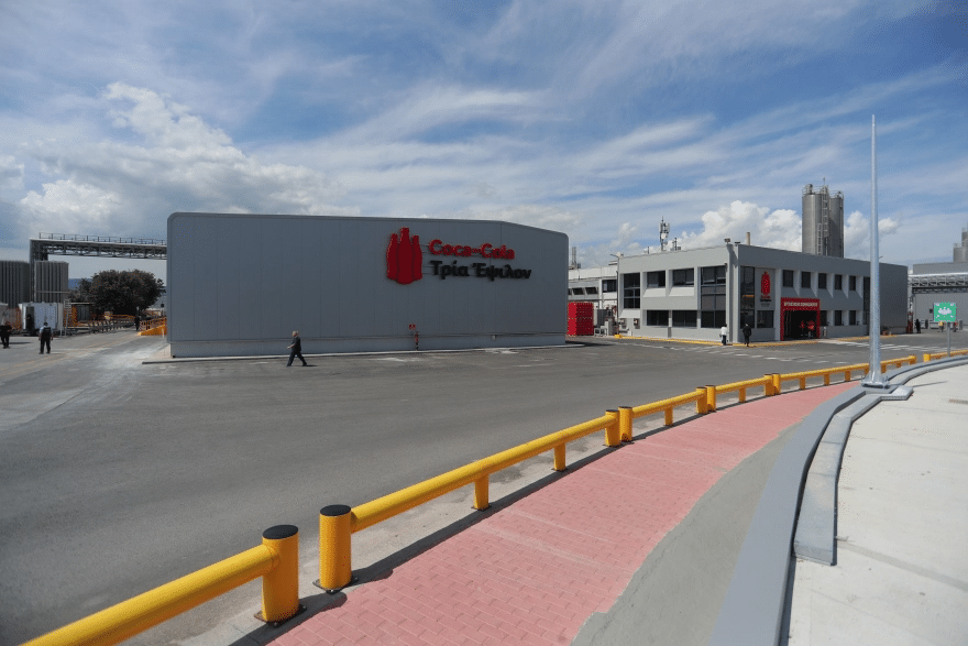 Η Coca-Cola 3Ε ανακοίνωσε τις μεγαλύτερες επενδύσεις της τελευταίας πενταετίας στην Ελλάδα - Μητσοτάκης: «Απόδειξη της σημασίας της πολιτικής σταθερότητας»