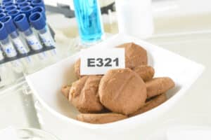 Πρόσθετο BHT ή E321: Ο FDA επανεξετάζει την ασφάλεια χρήσης του σε δημητριακά, μπισκότα και κατεψυγμένες πίτσες