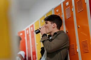 Έρευνα σε γνωστή εταιρεία για εμπορία ενεργειακών ποτών υψηλής καφεΐνης σε παιδιά