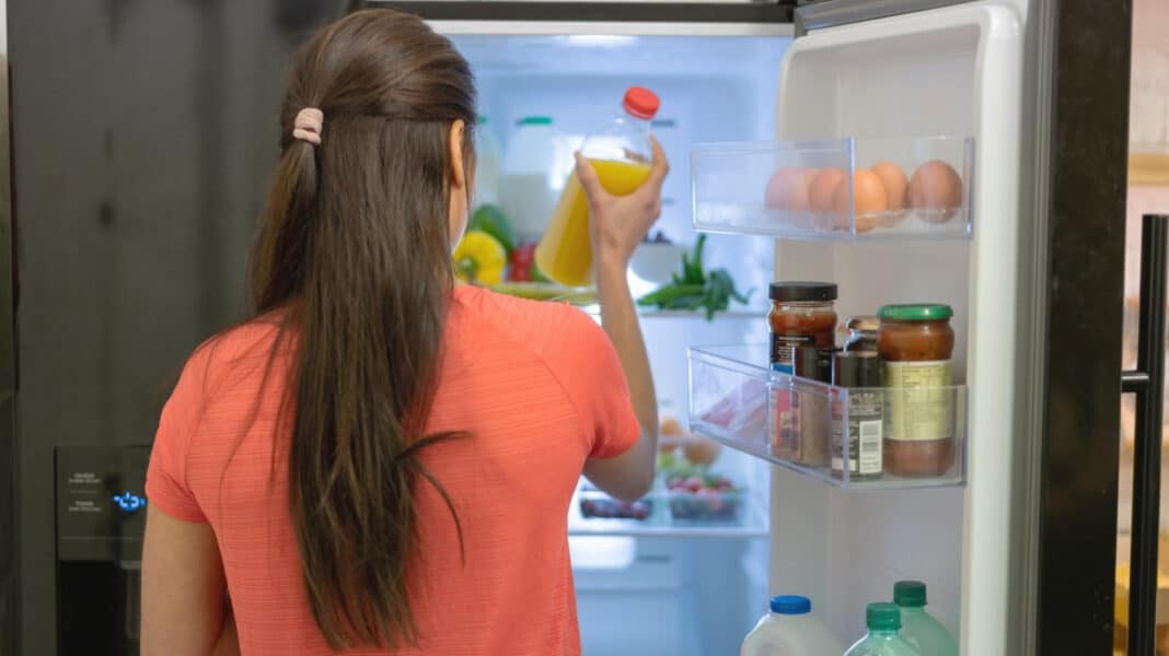 Ποια λαχανικά και φρούτα δεν πρέπει να βάζετε στο ψυγείο - Και ποια χαλάνε αν τα αφήσετε έξω