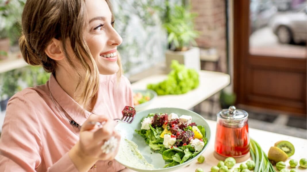 Έρευνα Foodwatch: Τα σούπερ μάρκετ κερδίζουν από την υγιεινή διατροφή – Γιατί φορολογούνται με υψηλότερα περιθώρια κέρδους;