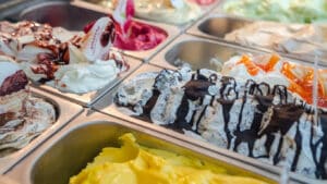 Vegan παγωτά μόνο στα λόγια! Γερμανική ανάλυση αποκαλύπτει την απάτη των παγωτατζίδικων