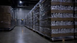 Ευρωπαϊκή χώρα συγκεντρώνει αποθέματα τροφίμου που διαρκεί 25 χρόνια χωρίς ψύξη, για περίπτωση πολέμου