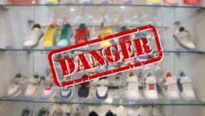 Σοβαρός κίνδυνος πνιγμού και χημικών εγκαυμάτων από δημοφιλή παιδικά παπούτσια που πωλούνται και στην Ελλάδα (φωτογραφία)
