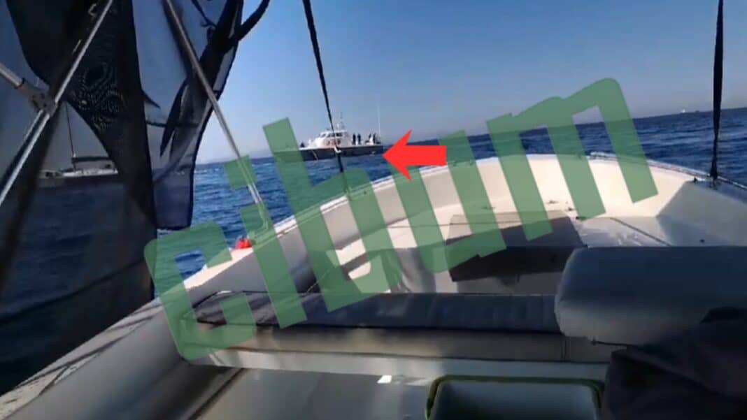 ΒΙΝΤΕΟ-ΝΤΟΚΟΥΜΕΝΤΟ: Απίστευτο ναυάγιο στη Ζέα - Ιστιοπλοϊκό βύθισε ψαρόβαρκα την ώρα ελέγχου του Λιμενικού – Αποκλειστικές εικόνες