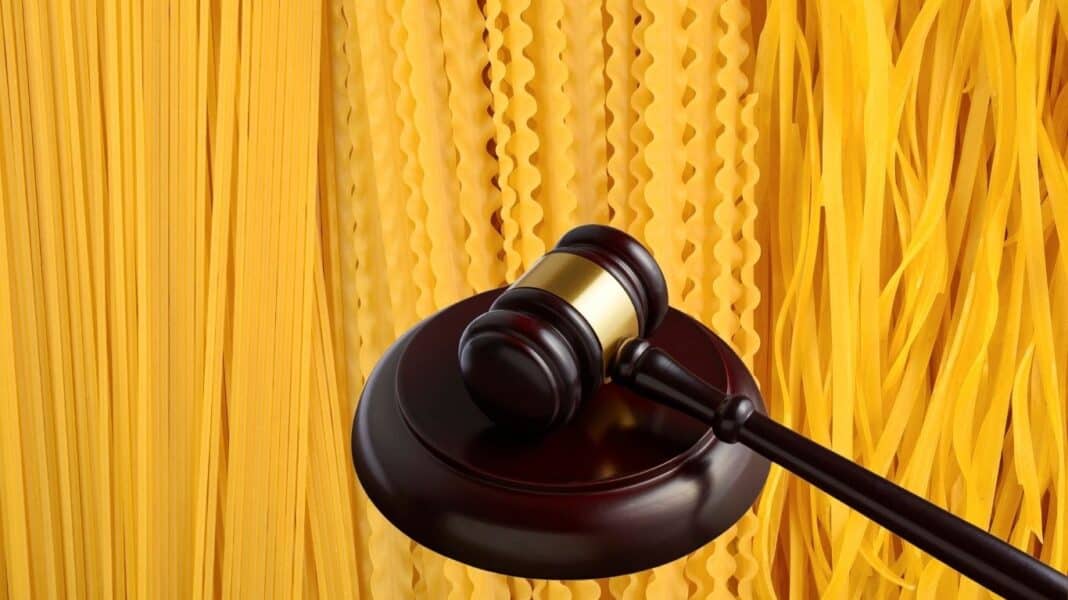 Εταιρεία ζητούσε 250.000 από περιοδικό επειδή δημοσίευσε καταγγελία για έντομα στα ζυμαρικά της - Η απόφαση σταθμός του δικαστηρίου