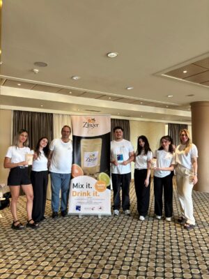 «Zinger Shot»: Το ελληνικό λειτουργικό ρόφημα σε σκόνη που κέρδισε το Βραβείο Καλύτερης Παρουσίασης στον Ecotrophelia 2026