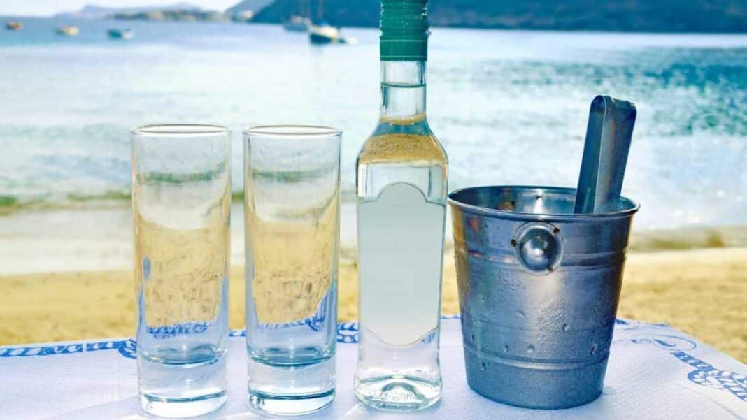 Ούζο Λέσβου: Το μυστικό της επιτυχίας κρύβεται στον γλυκάνισο του Λισβορίου