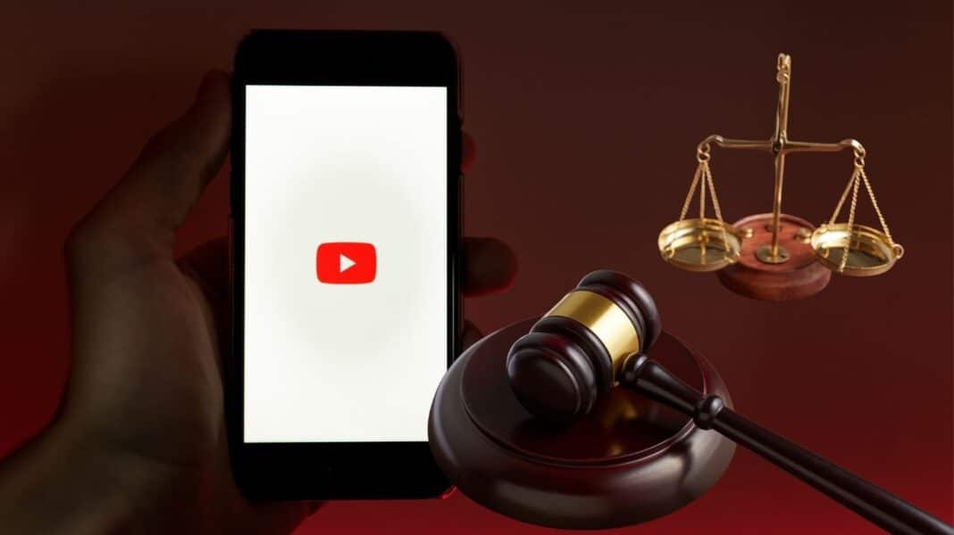 Ομαδική αγωγή κατά του YouTube: «Πληρώνουμε για υπηρεσία χωρίς διαφημίσεις αλλά βλέπουμε διαφημίσεις!»