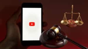 Ομαδική αγωγή κατά του YouTube: «Πληρώνουμε για υπηρεσία χωρίς διαφημίσεις αλλά βλέπουμε διαφημίσεις!»