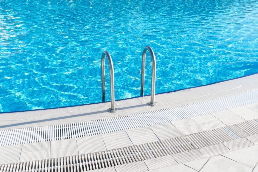 Πάρος: Χωρίς ναυαγοσώστη η πισίνα του beach bar όπου πνίγηκε ο 4χρονος